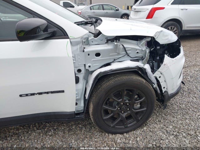 Jeep Compass Latitude