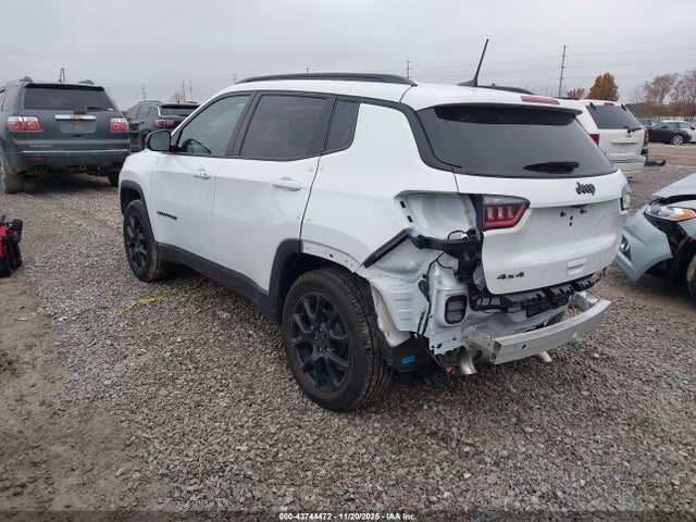 Jeep Compass Latitude