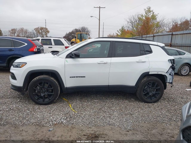 Jeep Compass Latitude