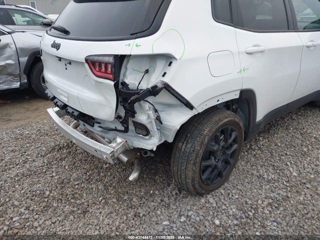 Jeep Compass Latitude