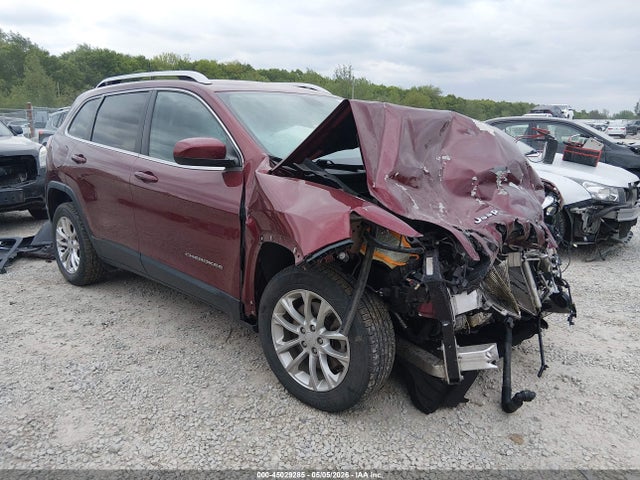 Salvage Jeep Cherokee Image