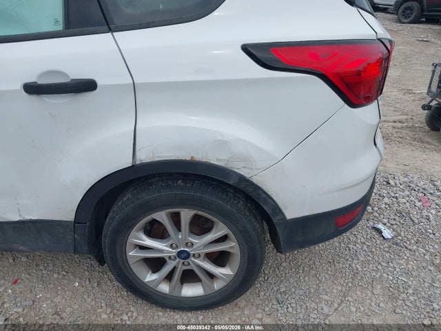 Ford Escape S