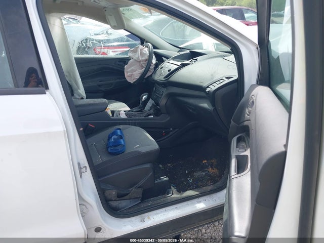 Ford Escape S