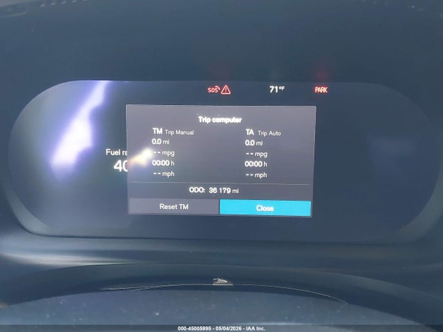 Volvo S60 B5 Core Dark Theme