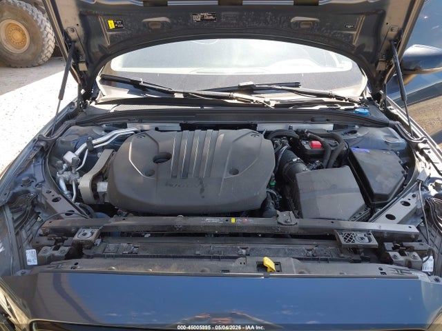 Volvo S60 B5 Core Dark Theme