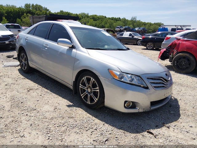 Salvage Toyota Camry Image