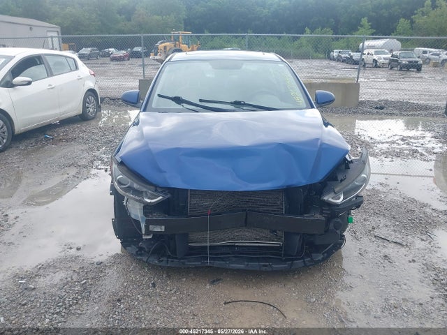 Hyundai ELANTRA Value Edition