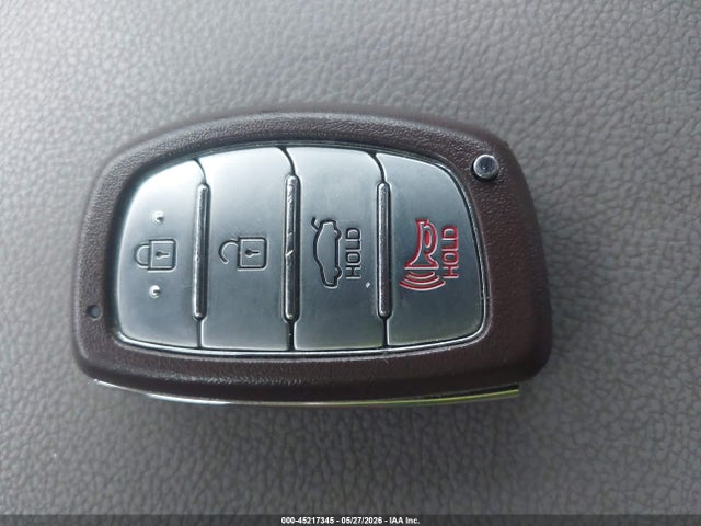 Hyundai ELANTRA Value Edition