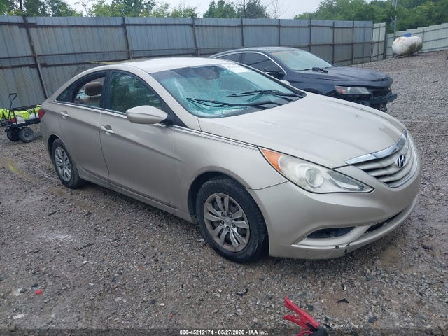Salvage Hyundai SONATA Image