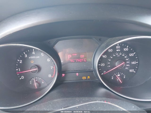 Kia Sedona Lx