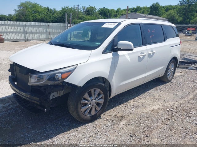 Kia Sedona Lx