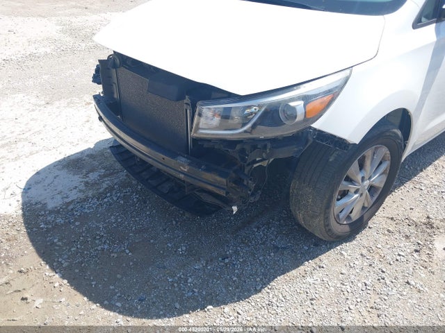 Kia Sedona Lx