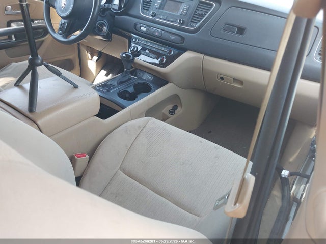 Kia Sedona Lx