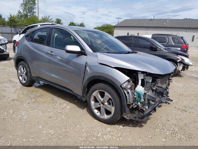 Salvage Honda HR-V Image