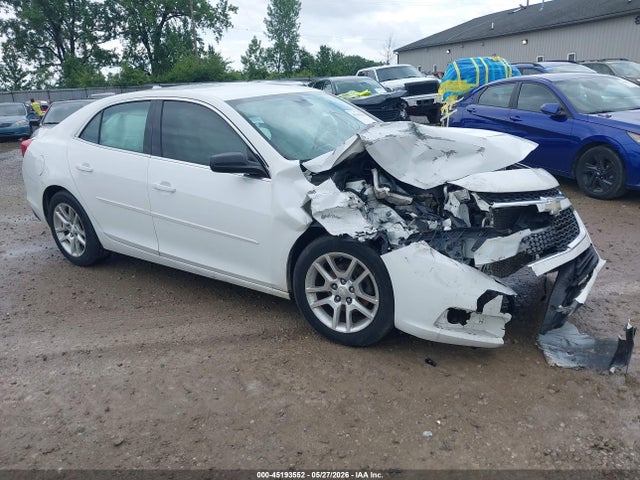Salvage Chevrolet Malibu Image