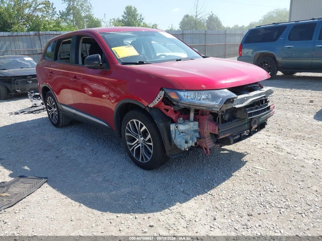 Salvage Mitsubishi Outlander Image