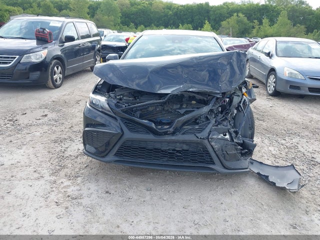 Toyota Camry Se Nightshade Edition Hybrid