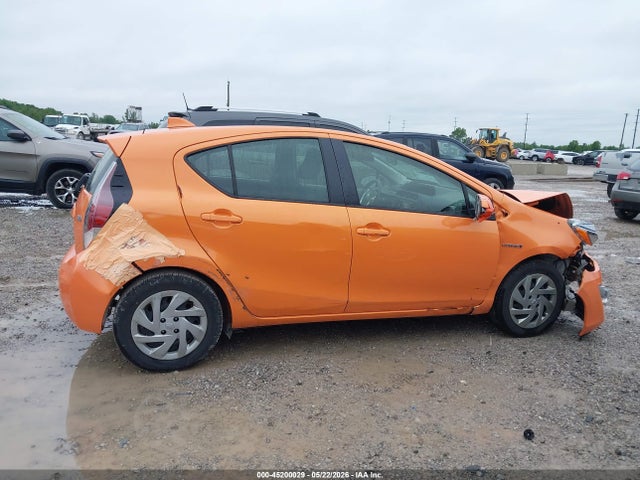Toyota Prius c Two