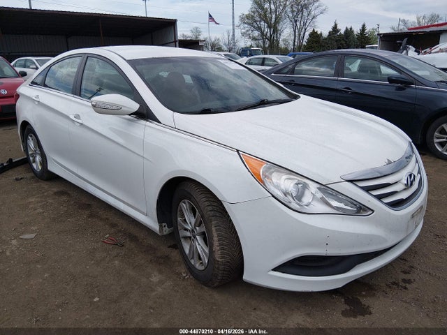 Salvage Hyundai SONATA Image