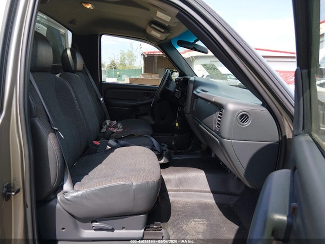 GMC Sierra 1500 Standard