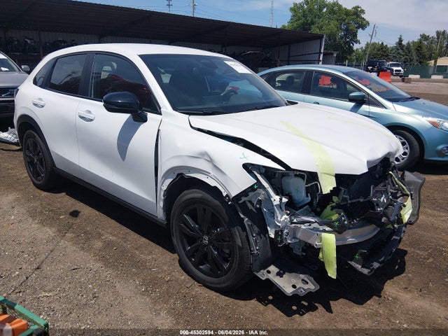 Salvage Honda HR-V Image