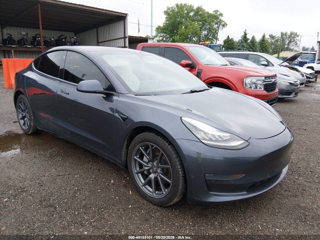 Salvage Tesla Model 3 Image
