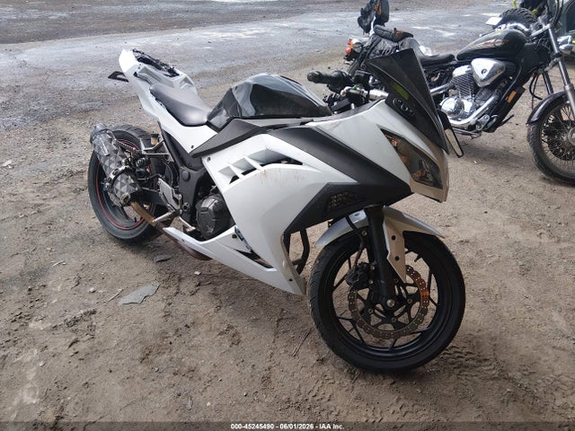 Salvage Kawasaki Ex300 Image