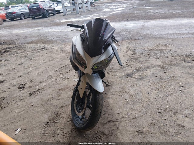 Kawasaki Ex300 A