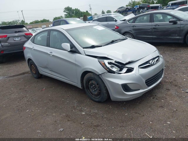 Salvage Hyundai ACCENT Image
