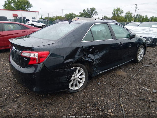 Toyota Camry Xle V6