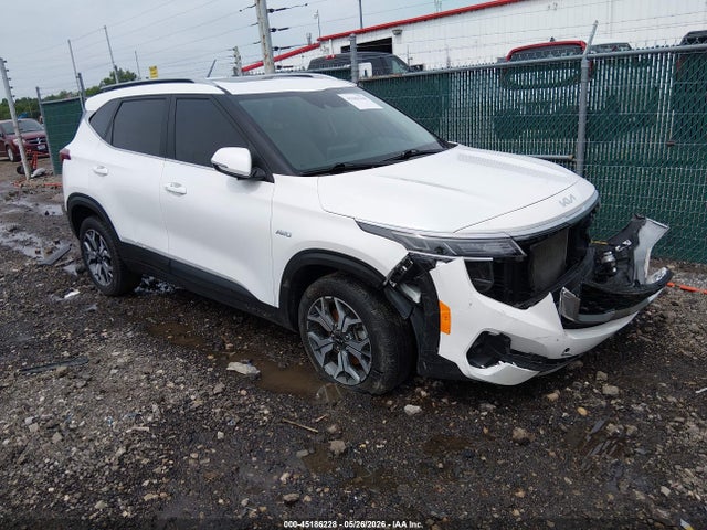 Salvage Kia Seltos Image