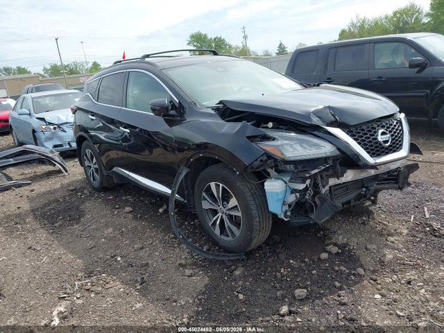 Salvage Nissan Murano Image
