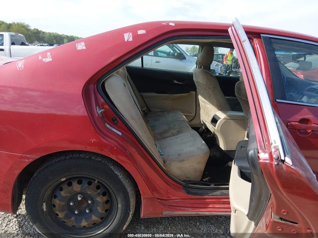 Toyota Camry Le