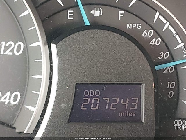 Toyota Camry Le