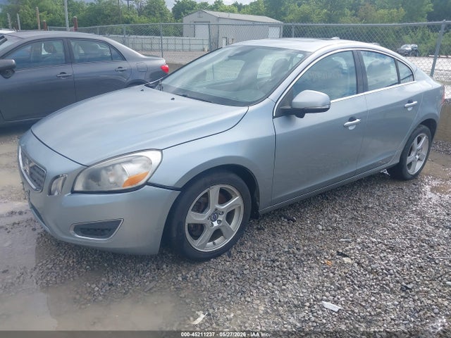 Volvo S60 T5