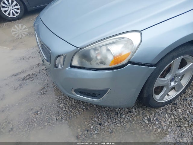 Volvo S60 T5