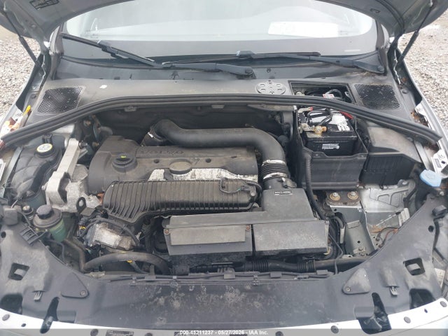 Volvo S60 T5