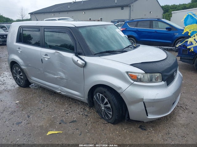 Salvage Scion xB Image