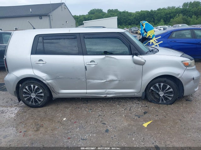 Scion xB