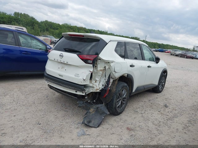 Nissan Rogue S Intelligent Awd