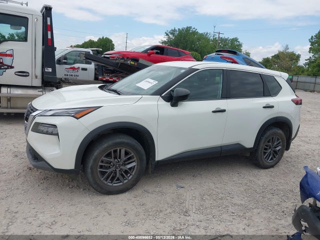 Nissan Rogue S Intelligent Awd