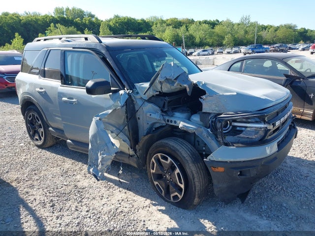 Salvage Ford Bronco Image