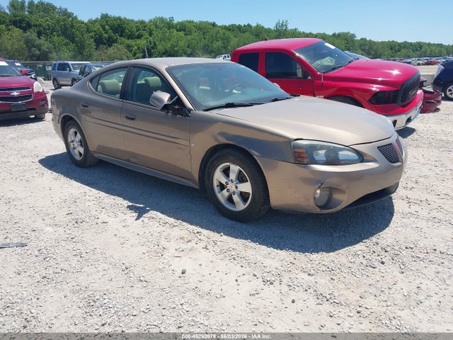 Salvage Pontiac Grand Prix Image