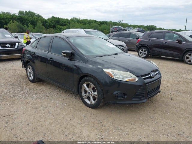 Salvage Ford Focus Image