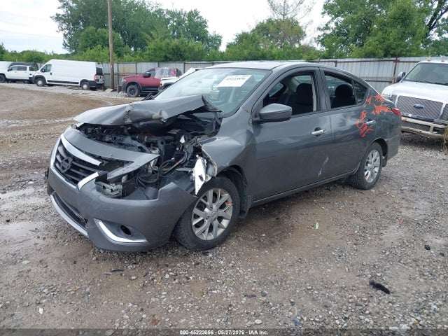 Nissan Versa 1.6 Sv