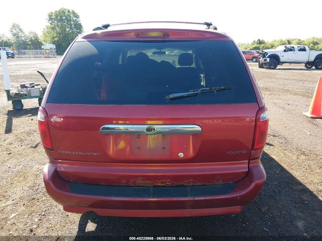 Chrysler Town & Country Touring