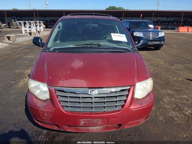 Chrysler Town & Country Touring