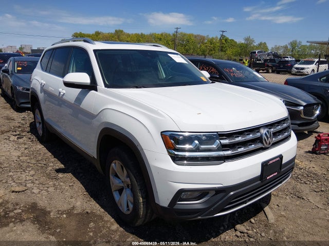 Salvage Volkswagen Atlas Image