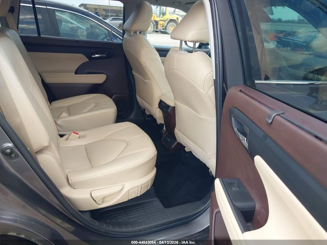 Toyota Highlander Xle