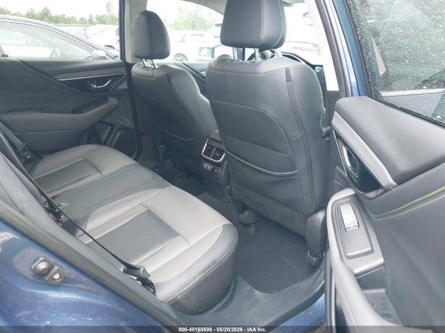 Subaru Outback Onyx Edition Xt
